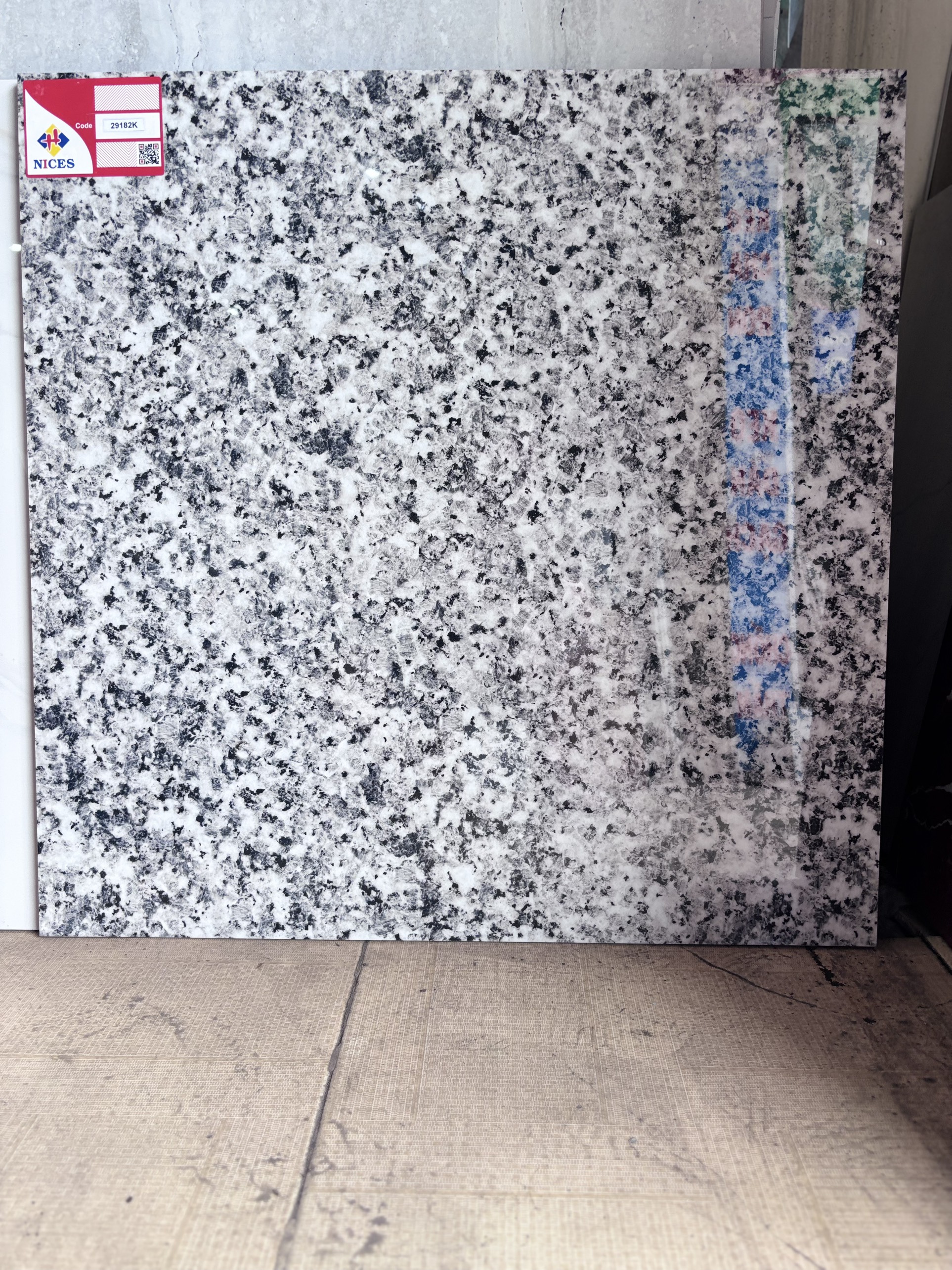 Gạch lát nền 60x60 vân đá hoa cương c